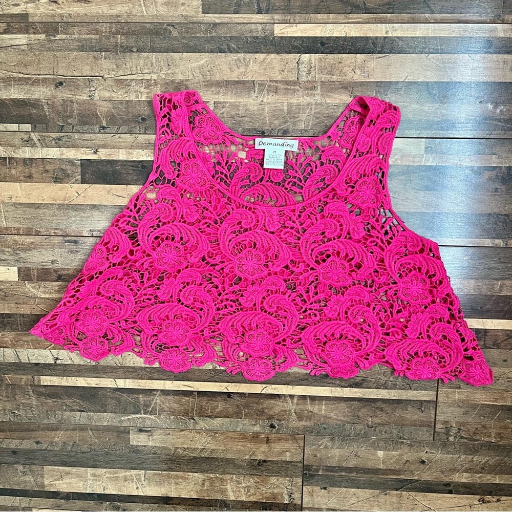 Demanding Sleeveless Crochet Crop Top Pink Sz M - Picture 14 of 15
